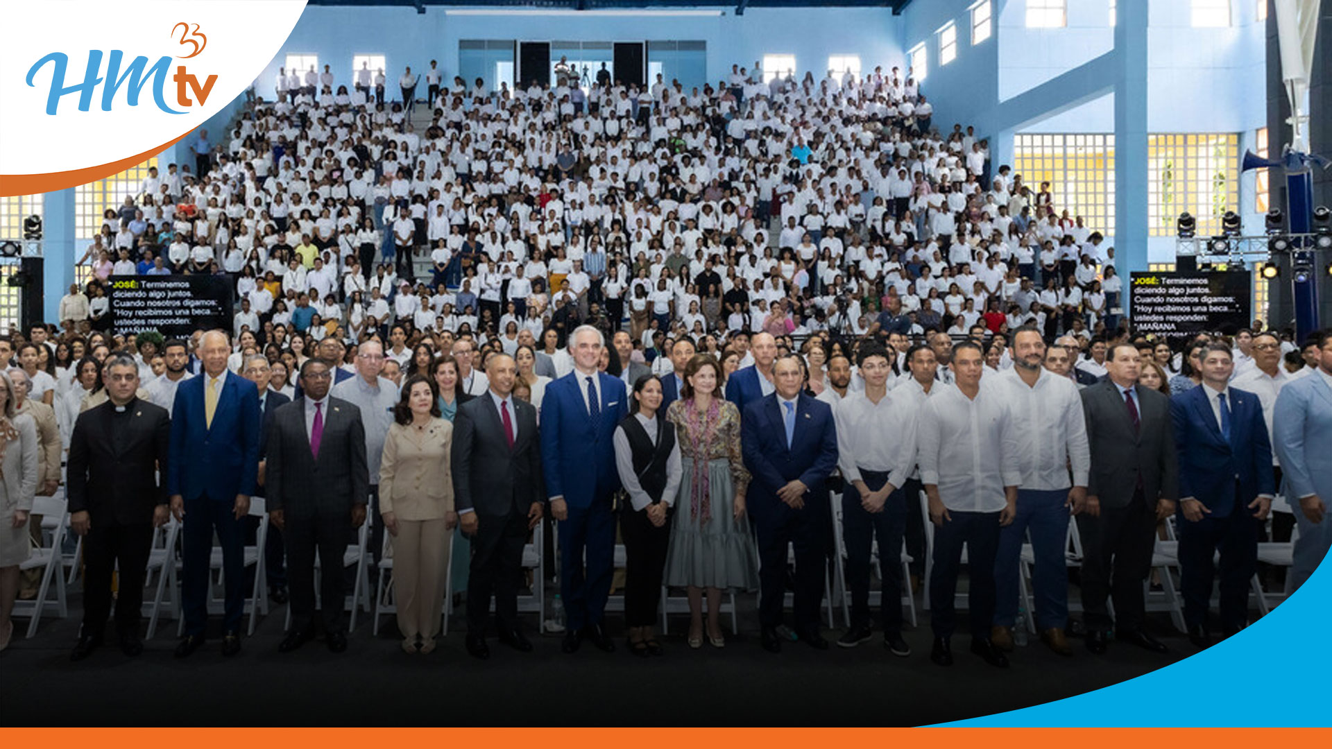 Un millón de becas en 10 años, entre la dispersión y resultados cuestionables